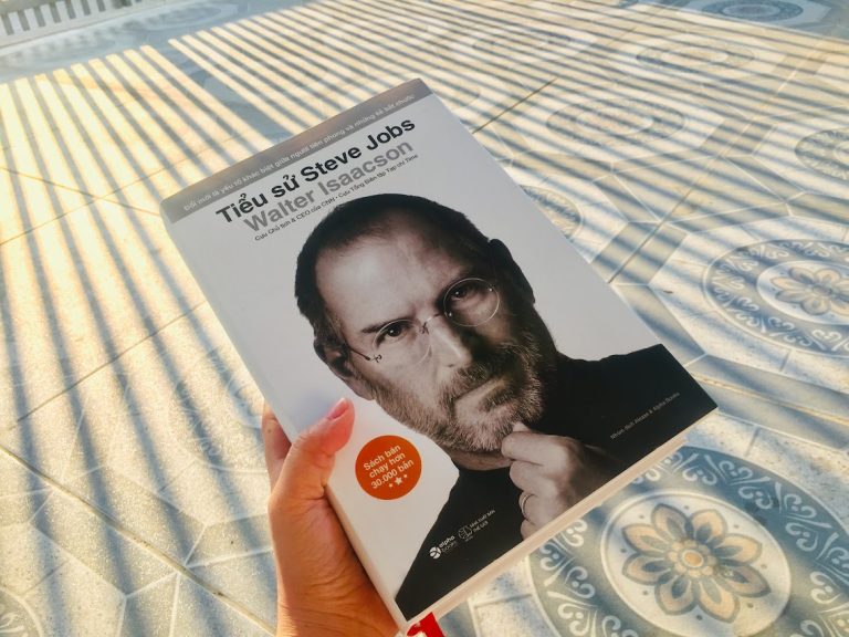 Review sách: Tiểu sử Steve Jobs